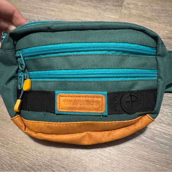 WILDERDOG Utility Pack Ultimate Fanny Pack, Treat Bag Combo - Picture 2 of 8